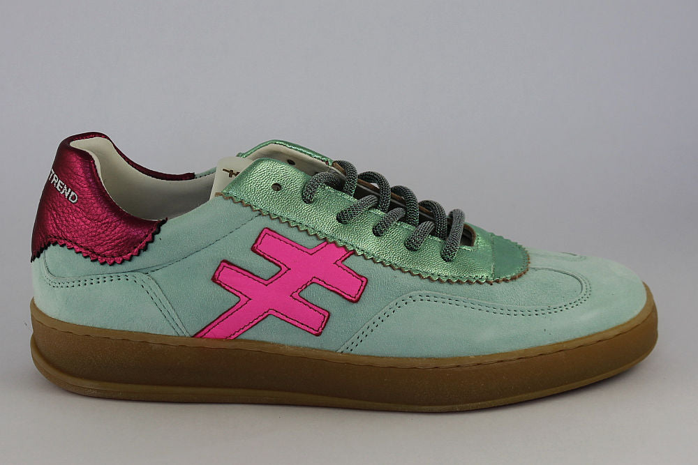 'Iconic II' in Mint