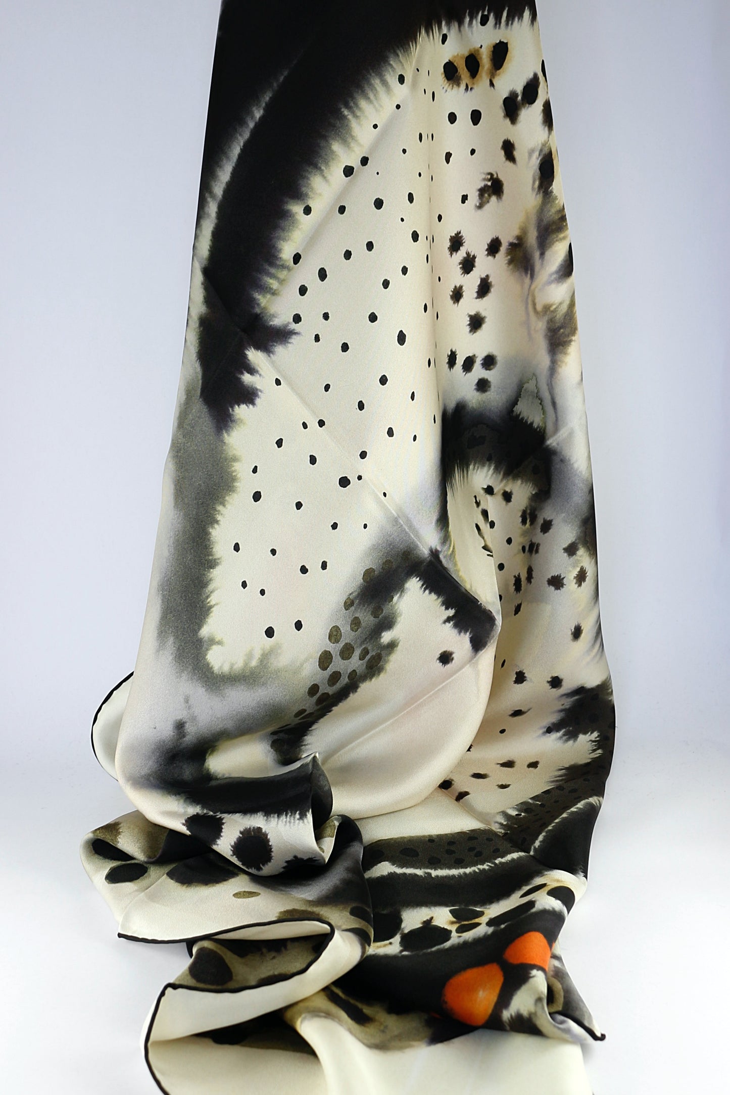 'Stone Circle' in Cream