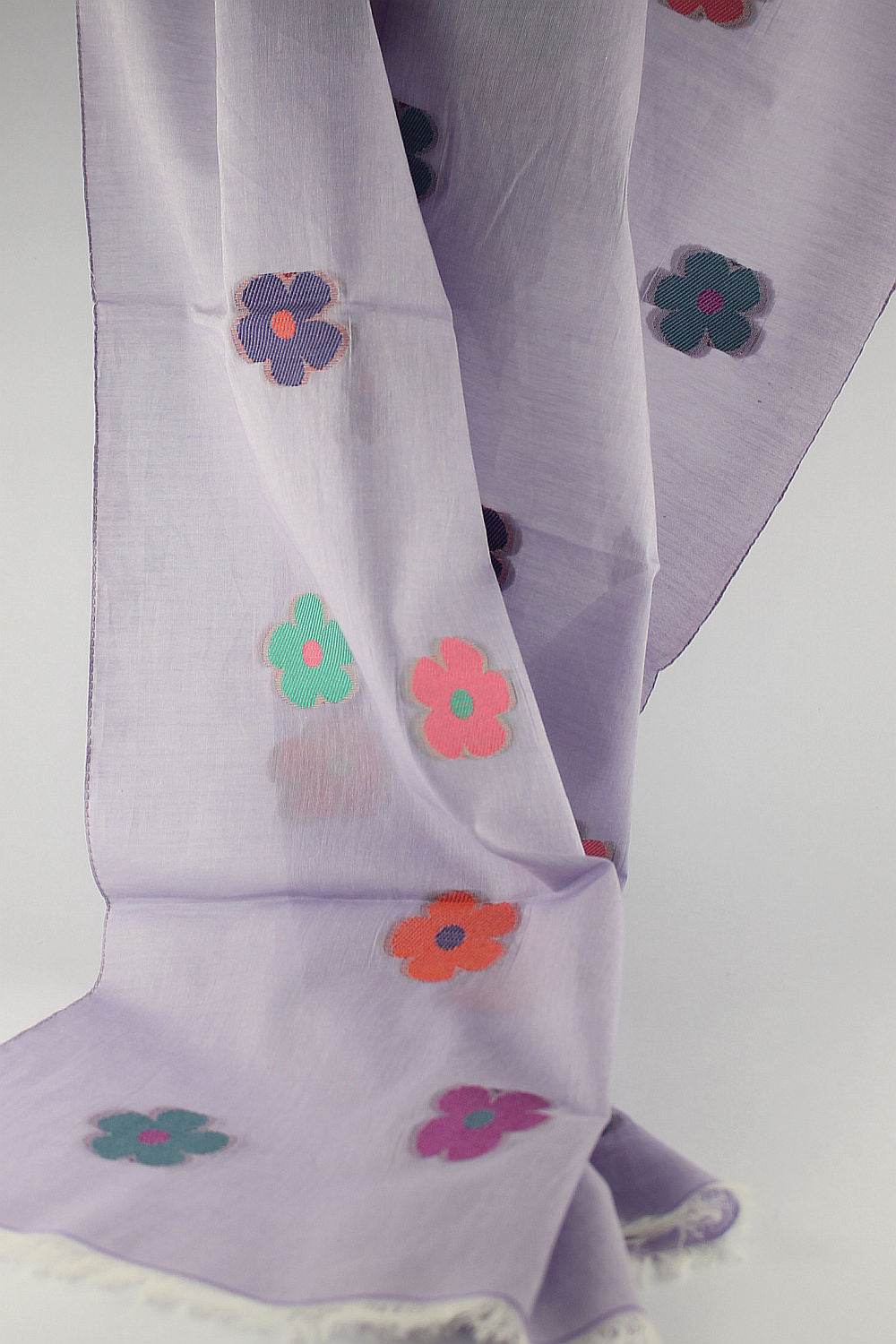 'Daisy' in Lavender Scarf
