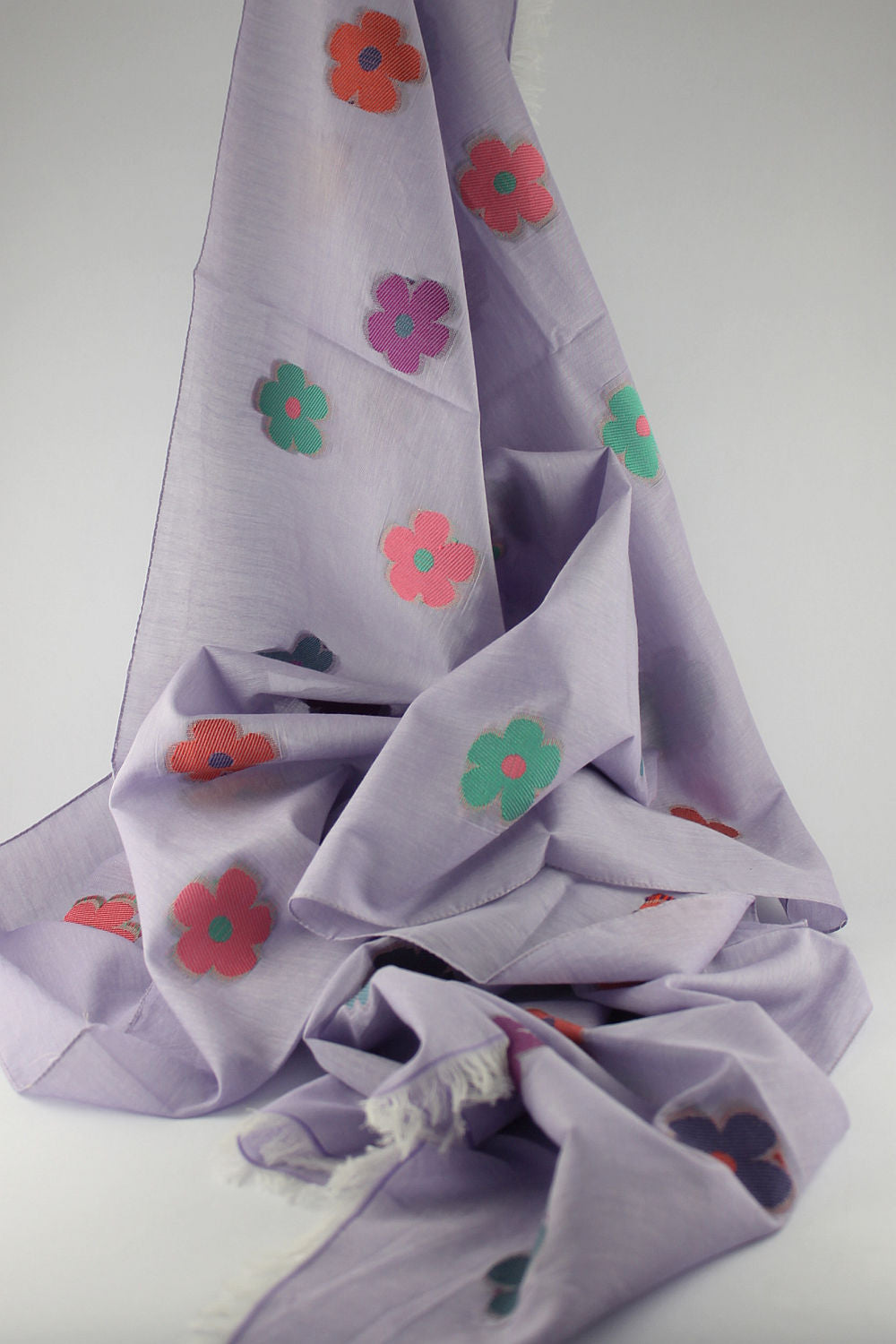 'Daisy' in Lavender Scarf
