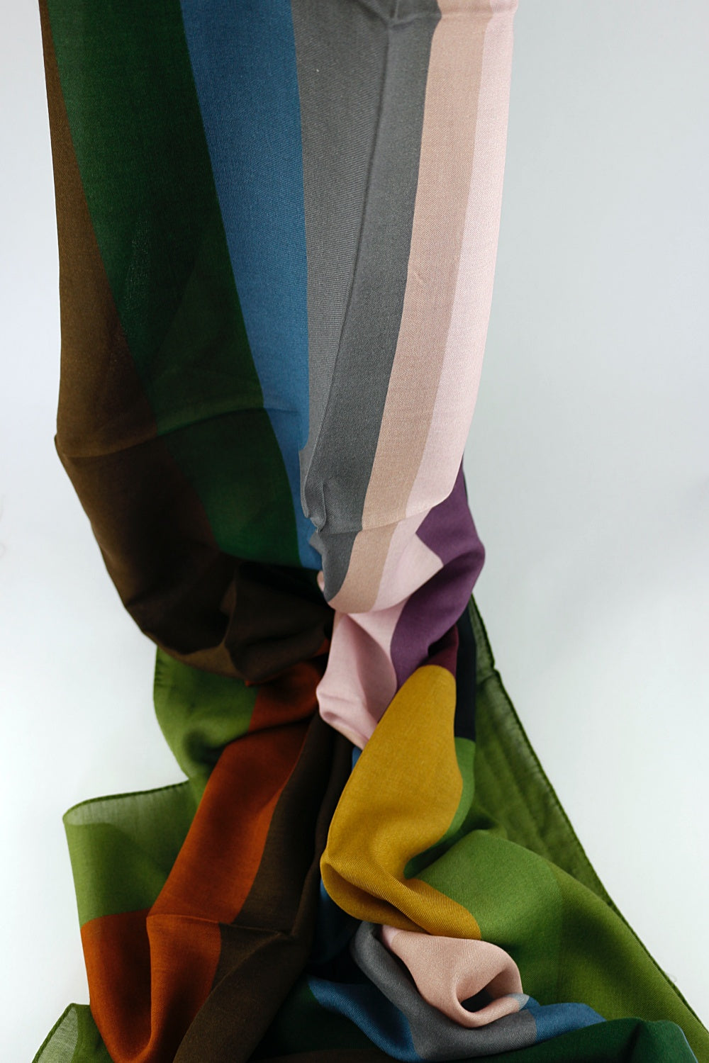 'Composition' in Green