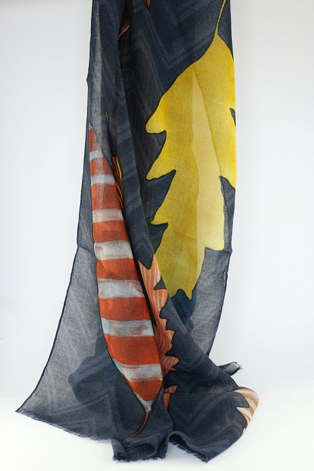 'Leaf Motif' in Blue
