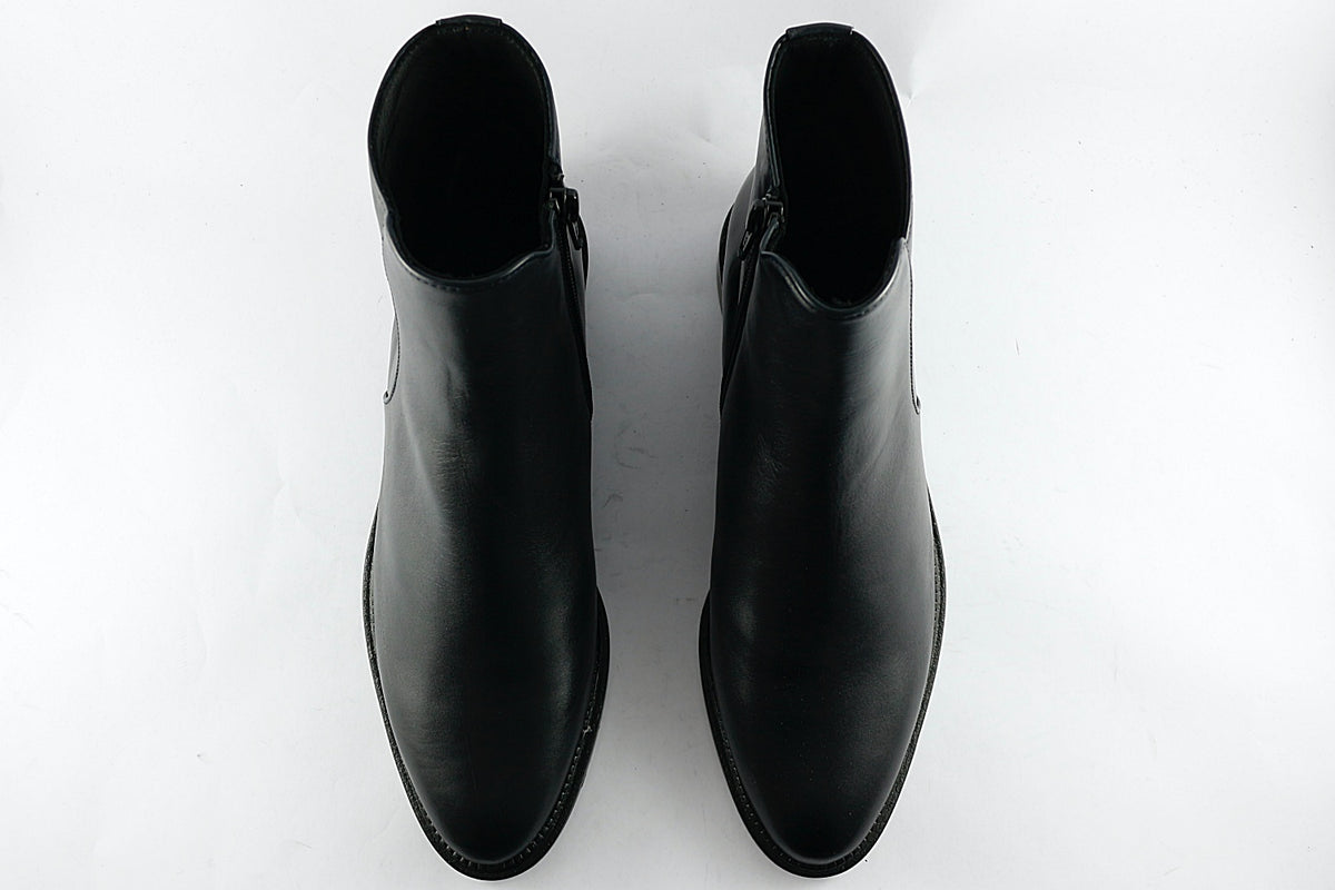 Ester Navy