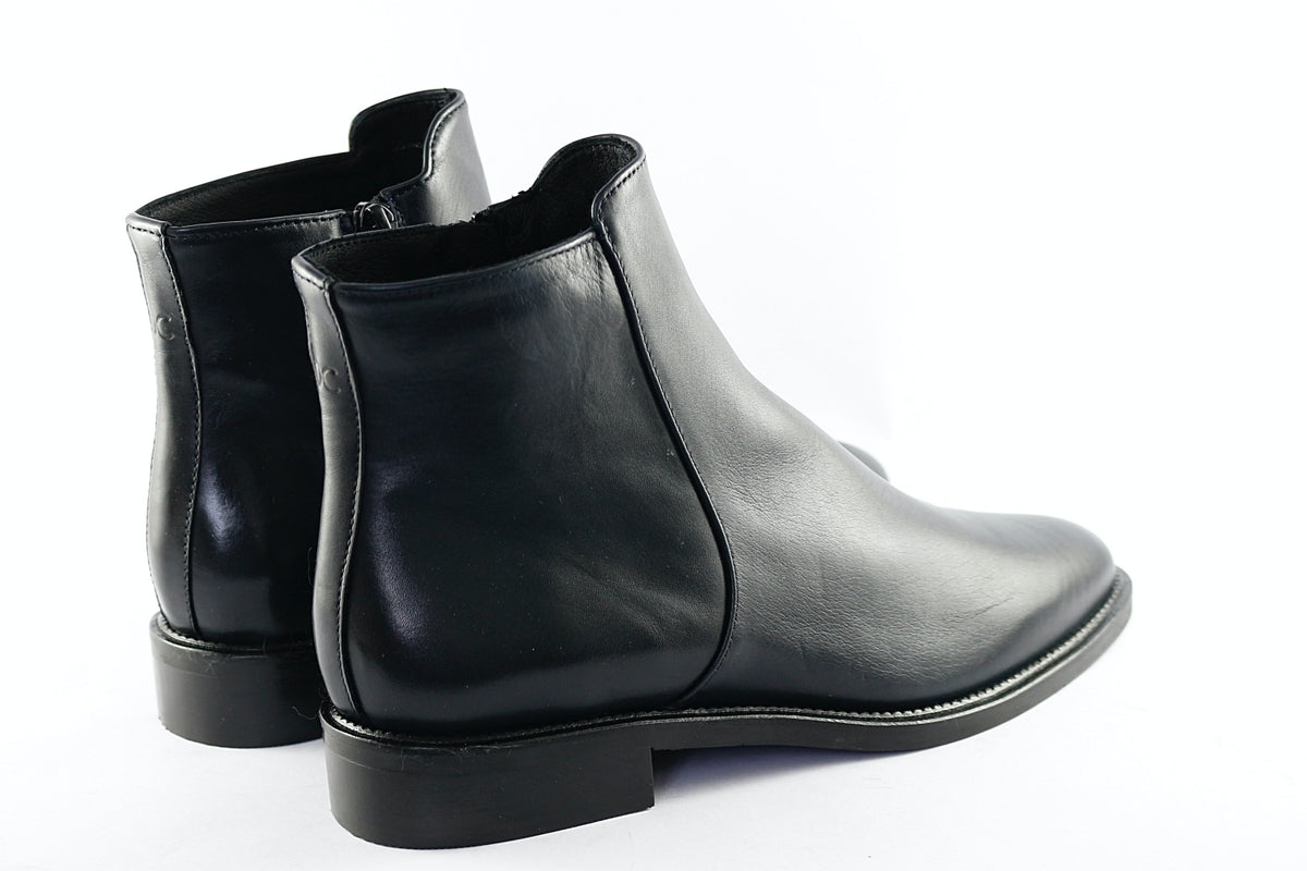 Ester Navy