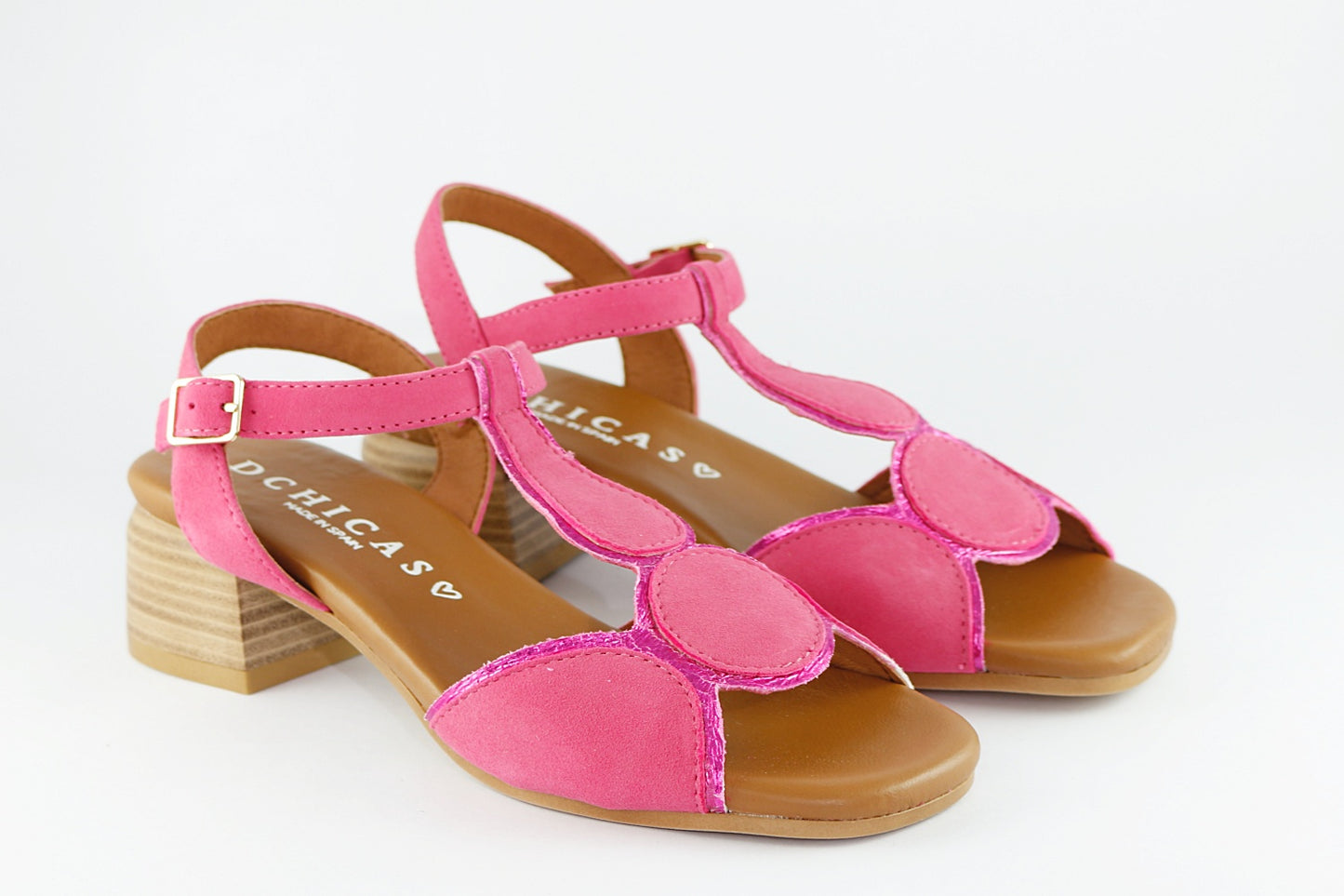 'Zoe' in Pink