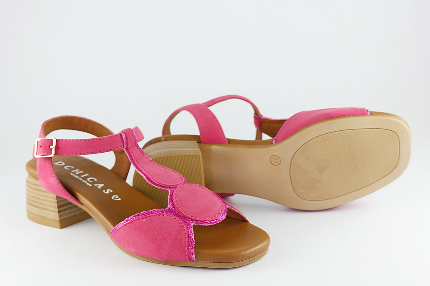 'Zoe' in Pink