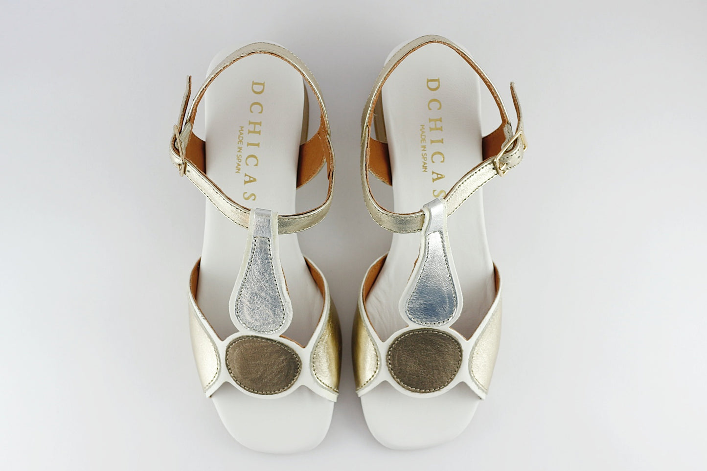 Zoe in Metallic