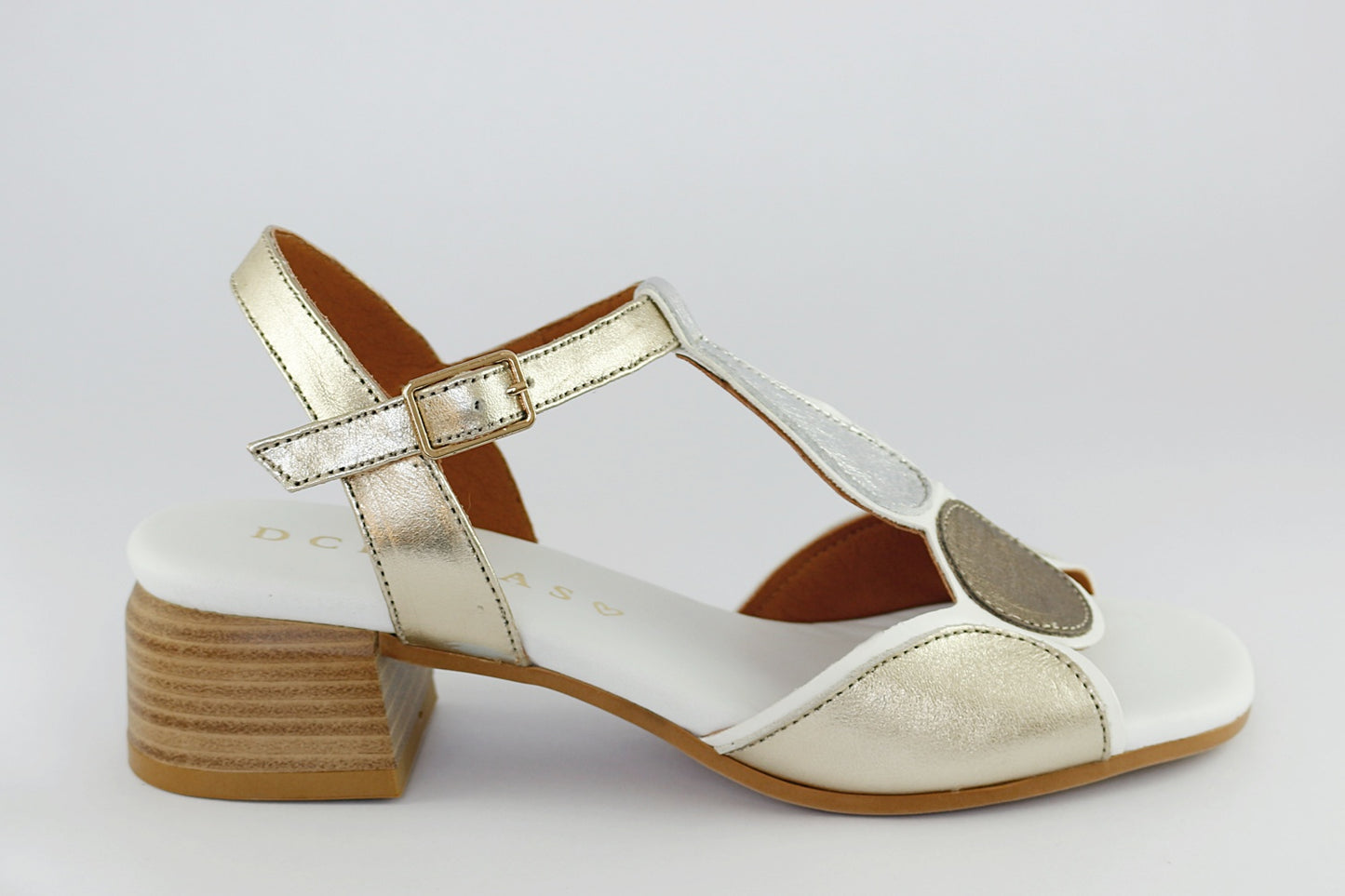 Zoe in Metallic