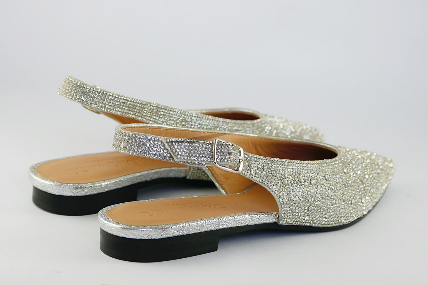 'Pizazz' in Silver