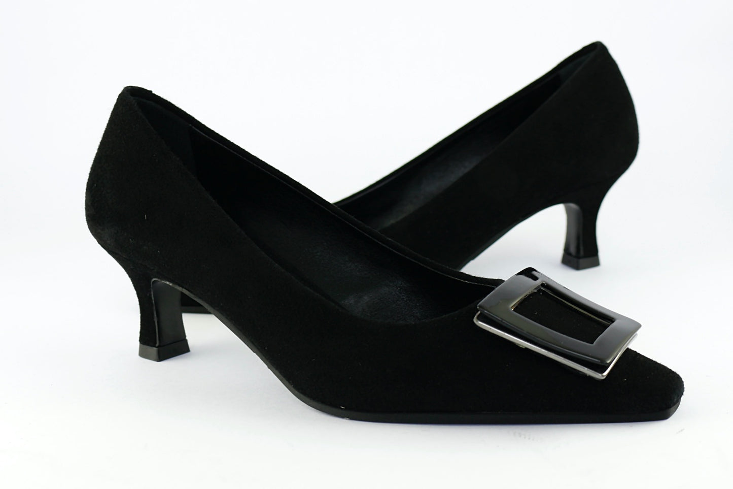 'Cingoli' in Black