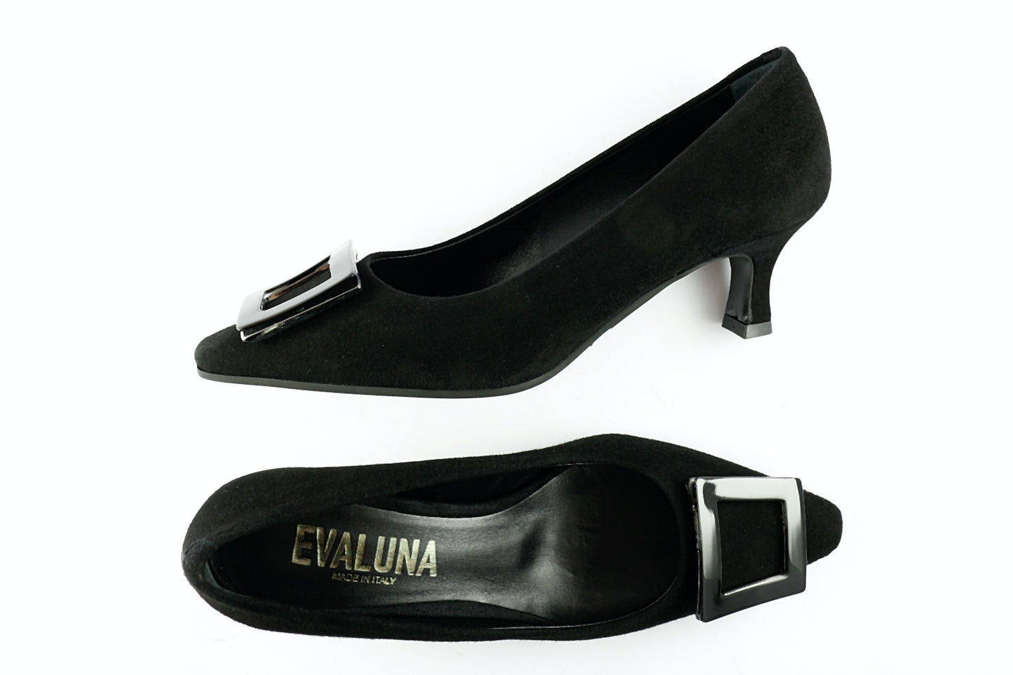 'Cingoli' in Black