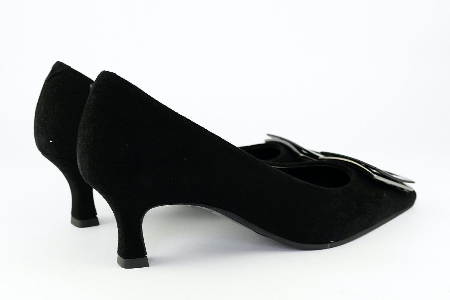 'Cingoli' in Black