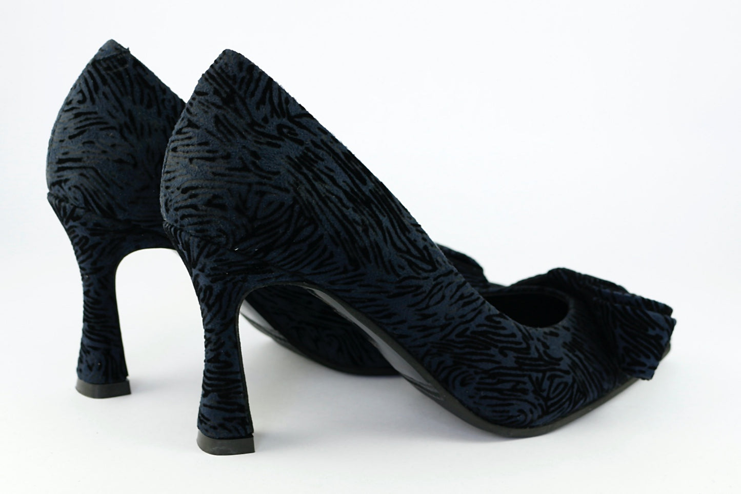 'Pienza' in Navy