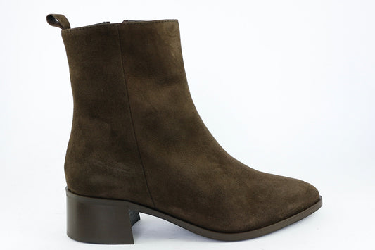 'Danielle' Chocolate Boot