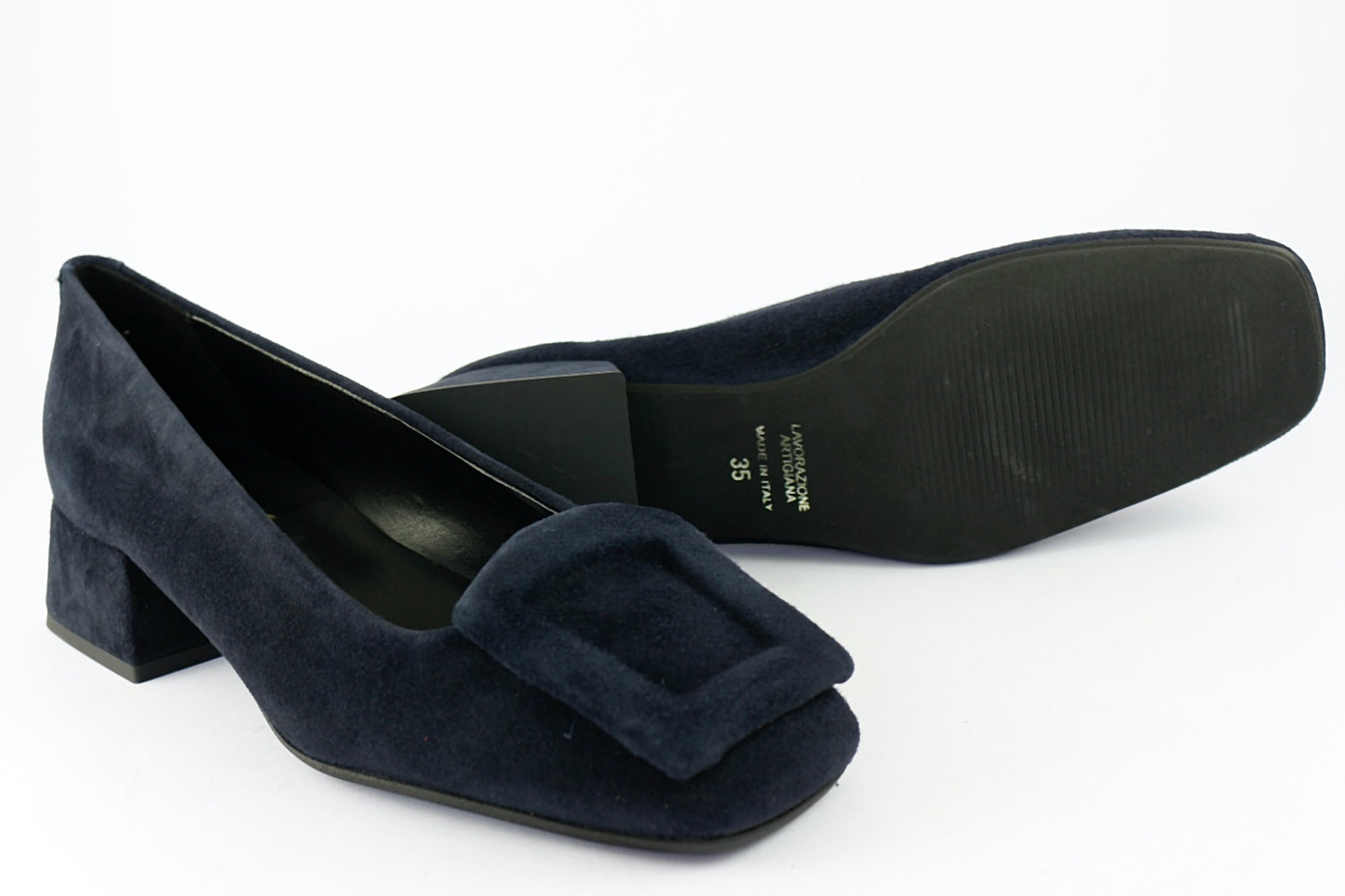 'Hollie' in Navy