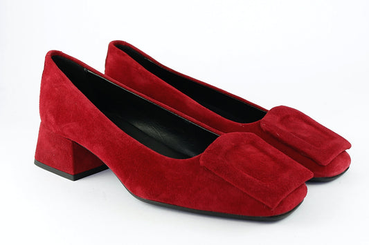 'Hollie' Ruby Suede Court