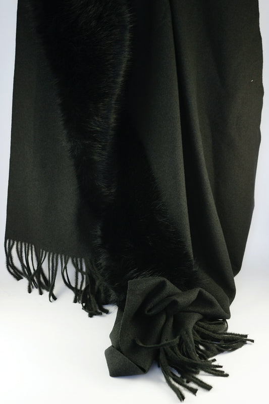 'Nebbiolo' Stole in Black