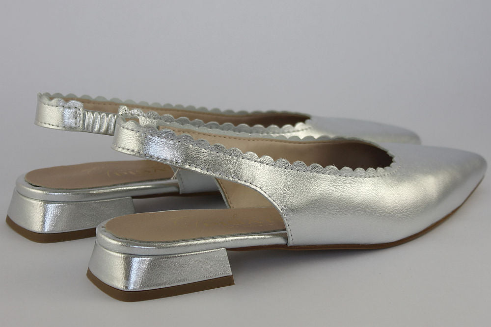 'Debora' Slingback in Silver
