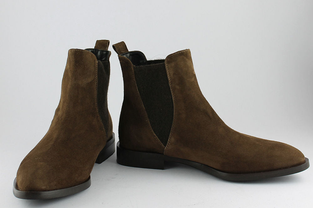 'Elettra' Brown Pointed Suede Ankle Boot