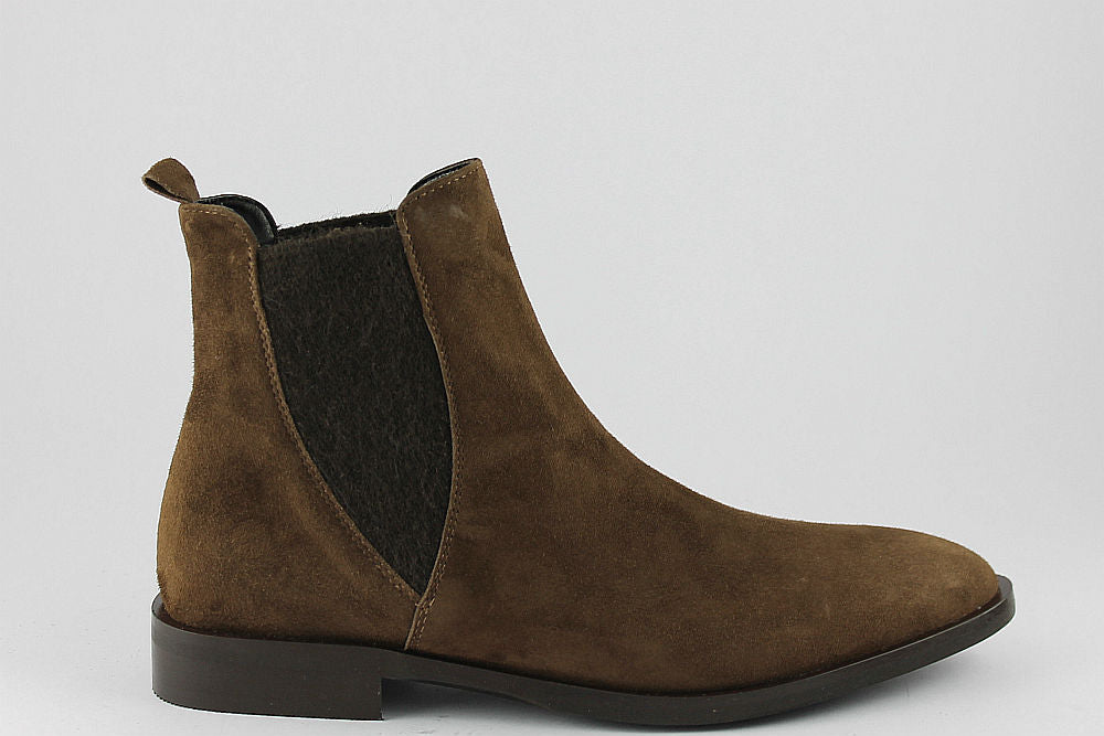 'Elettra' Brown Pointed Suede Ankle Boot