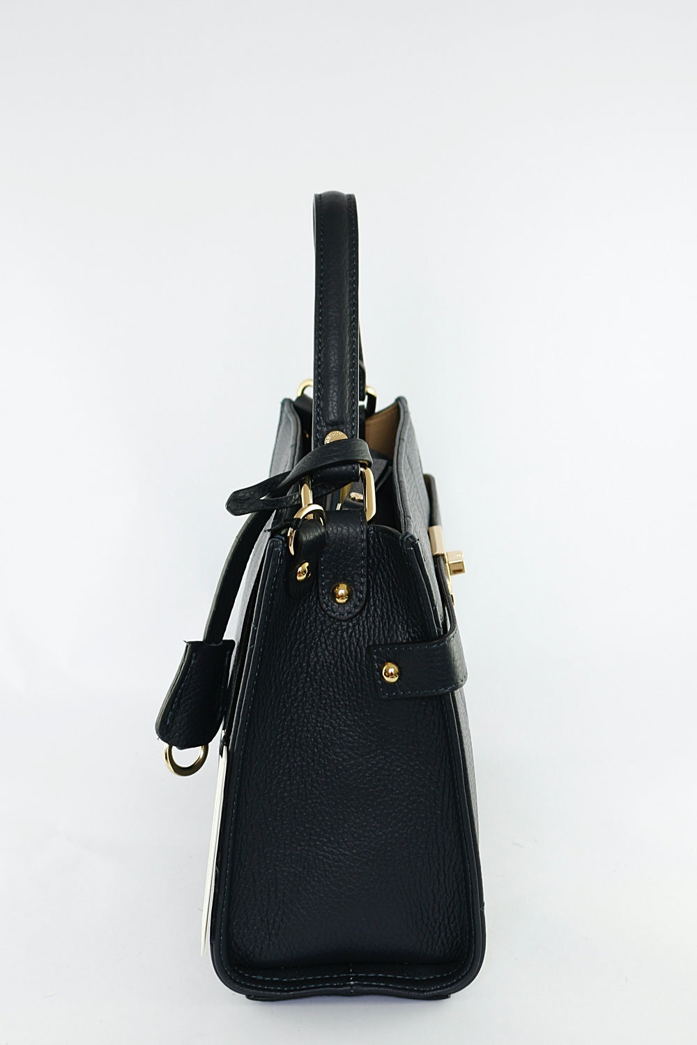 Dina Navy