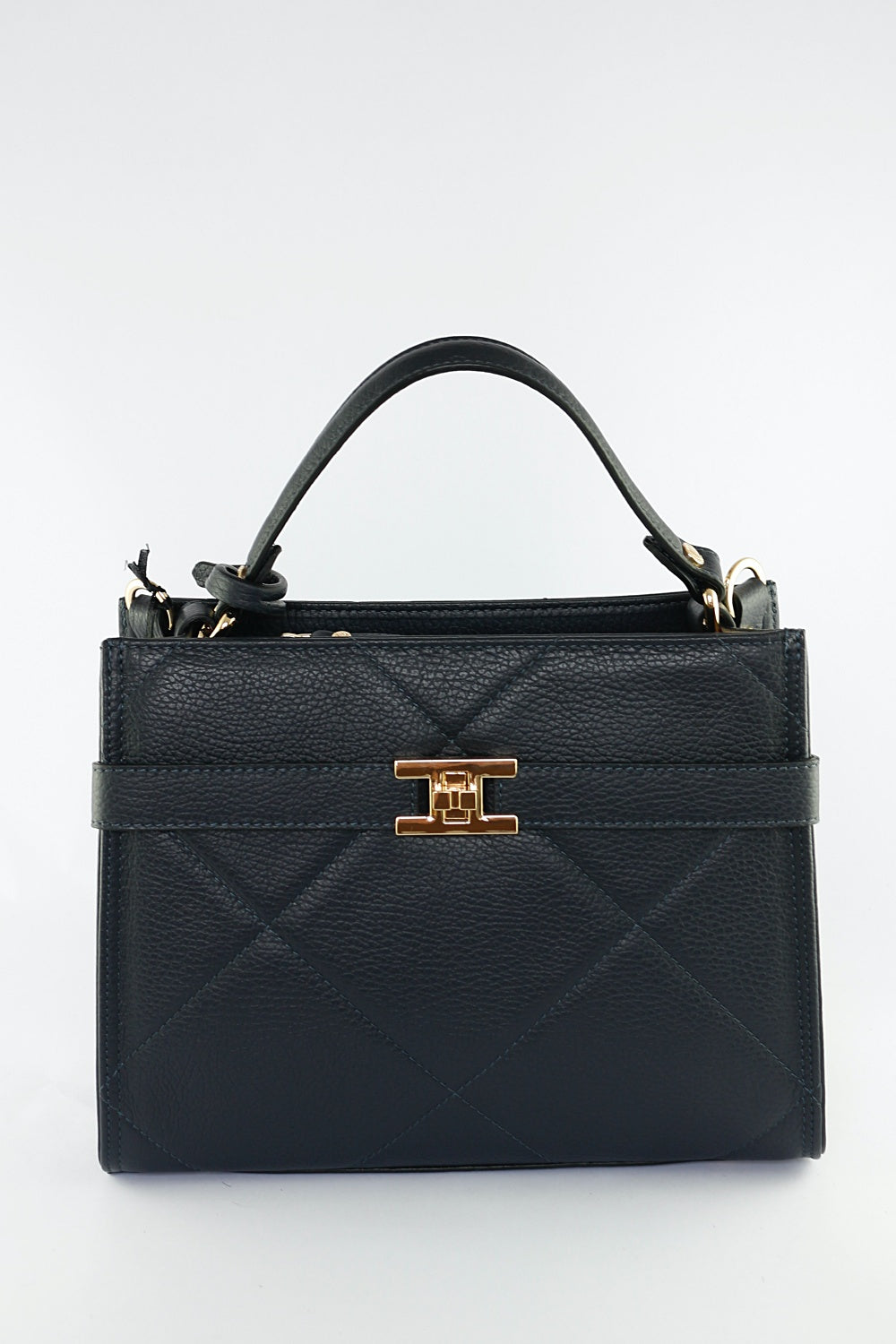 Dina Navy