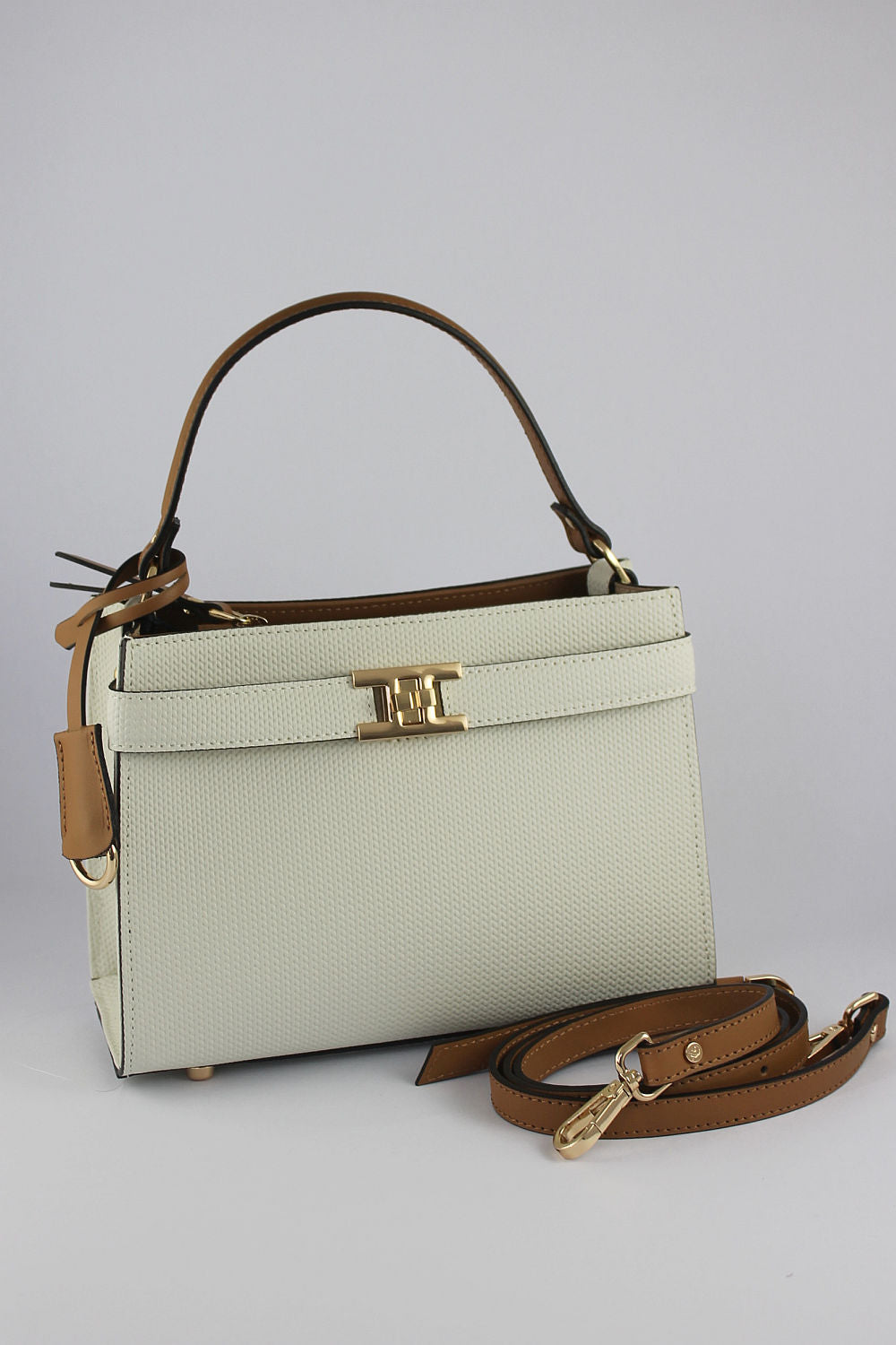 'Livia' in Ivory