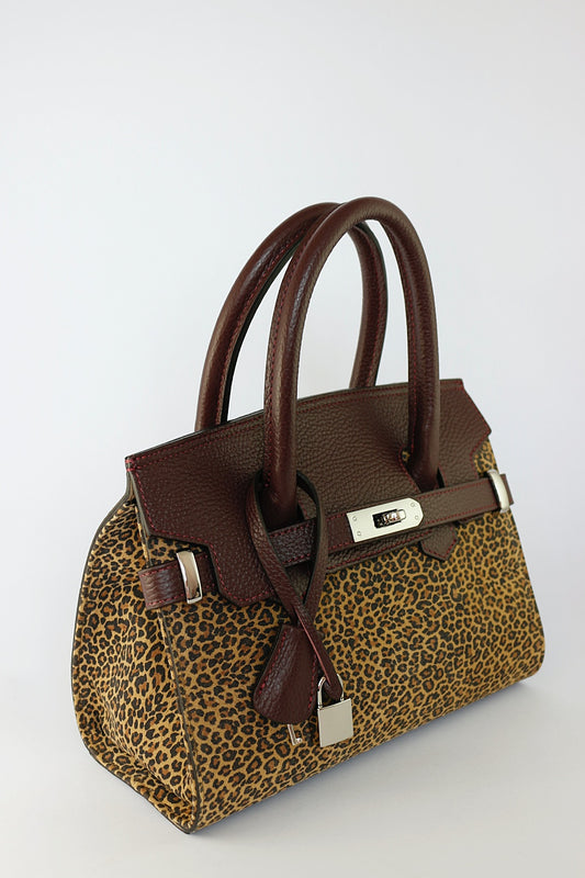 'Lucia' in Leopard