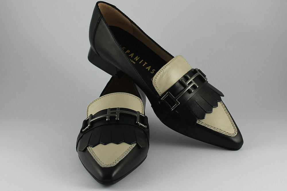 'Dali-Tuxe' Black and Almond Pointed Loafer