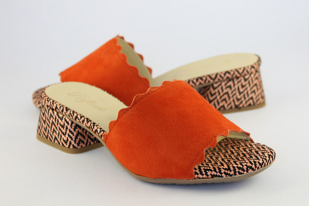 'Solana' in Orange