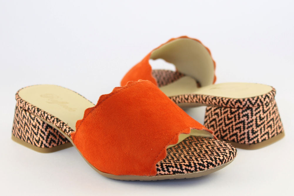 'Solana' in Orange