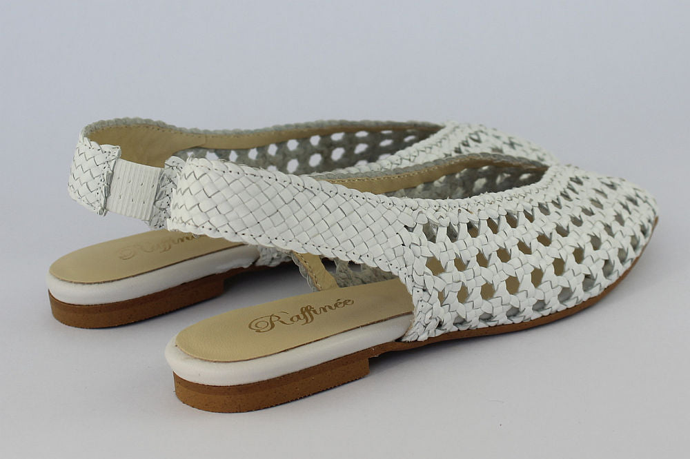'Vida' in White