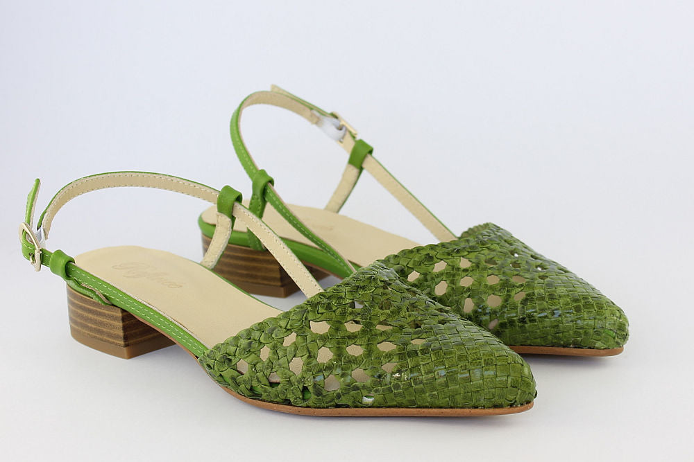 'Estela' in Apple Green