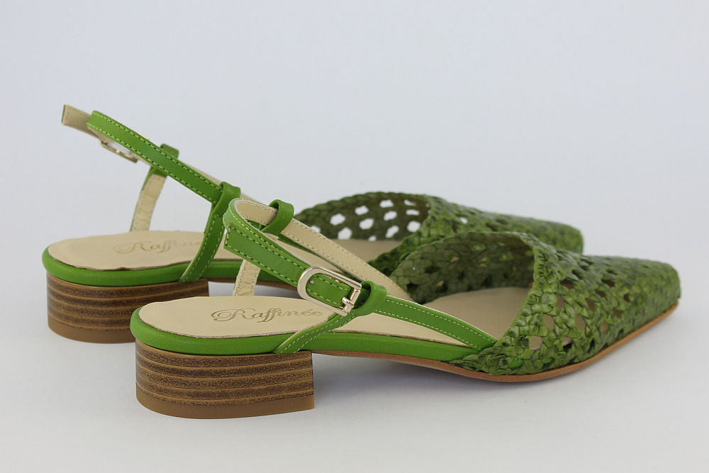 'Estela' in Apple Green