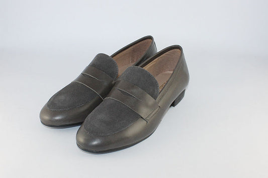 'Angela' Suede Grey Loafer