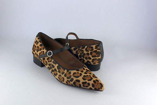 'Alice' in Leopard
