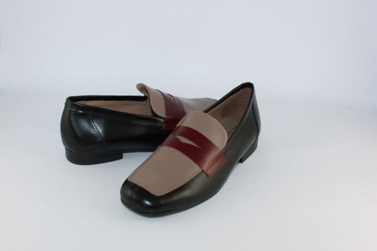 'Maria' Black & Camel Loafer