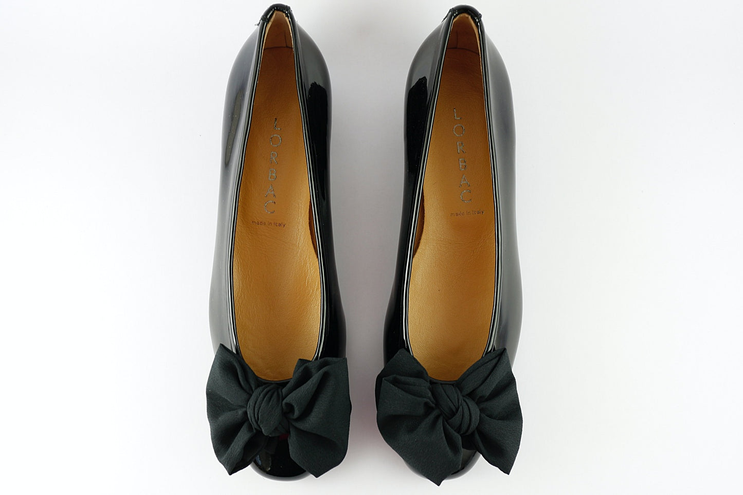 'Tivoli' in Black
