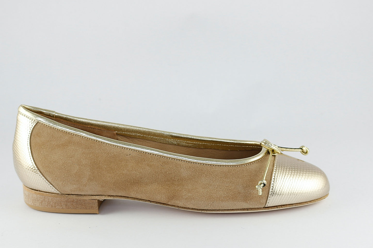 'Urbino' in Biscuit & Gold