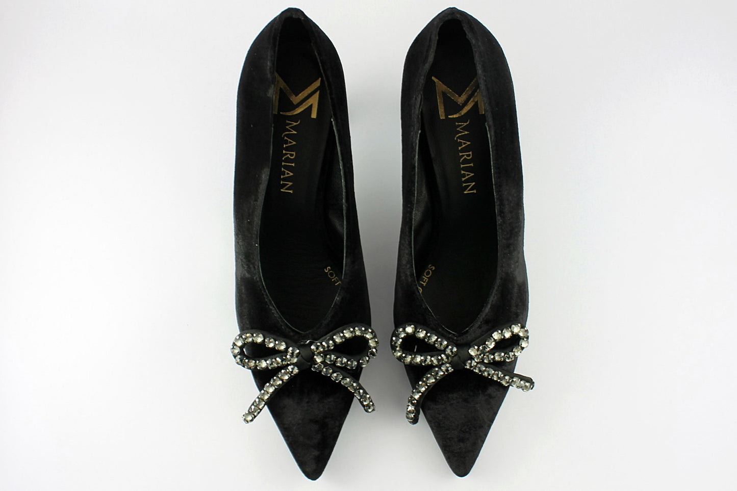 'Lucie' in Black Velvet