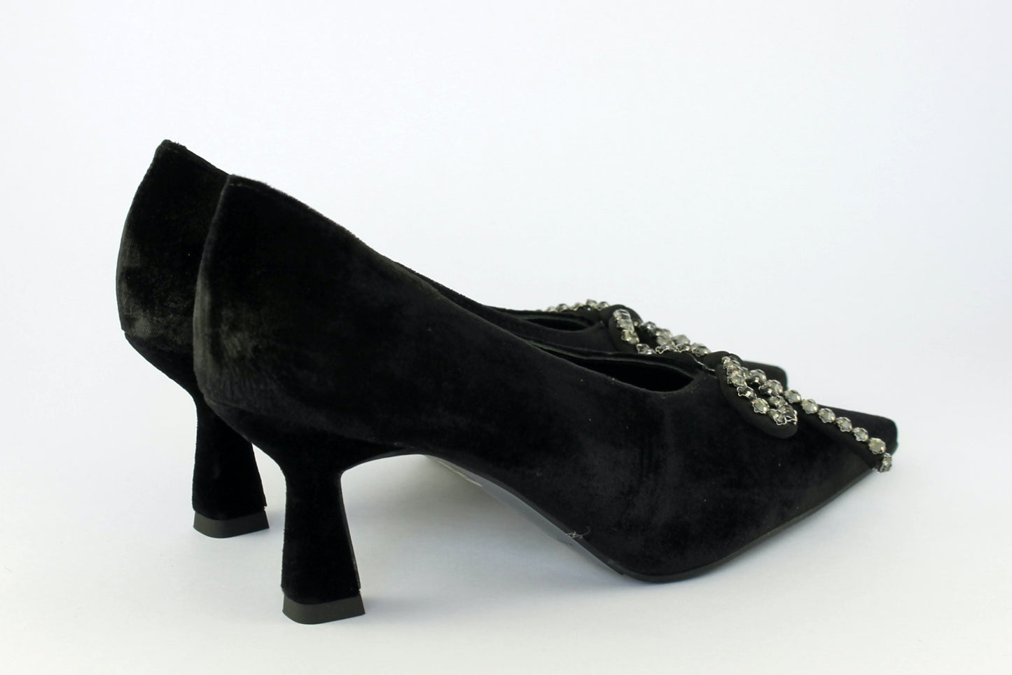 'Lucie' in Black Velvet