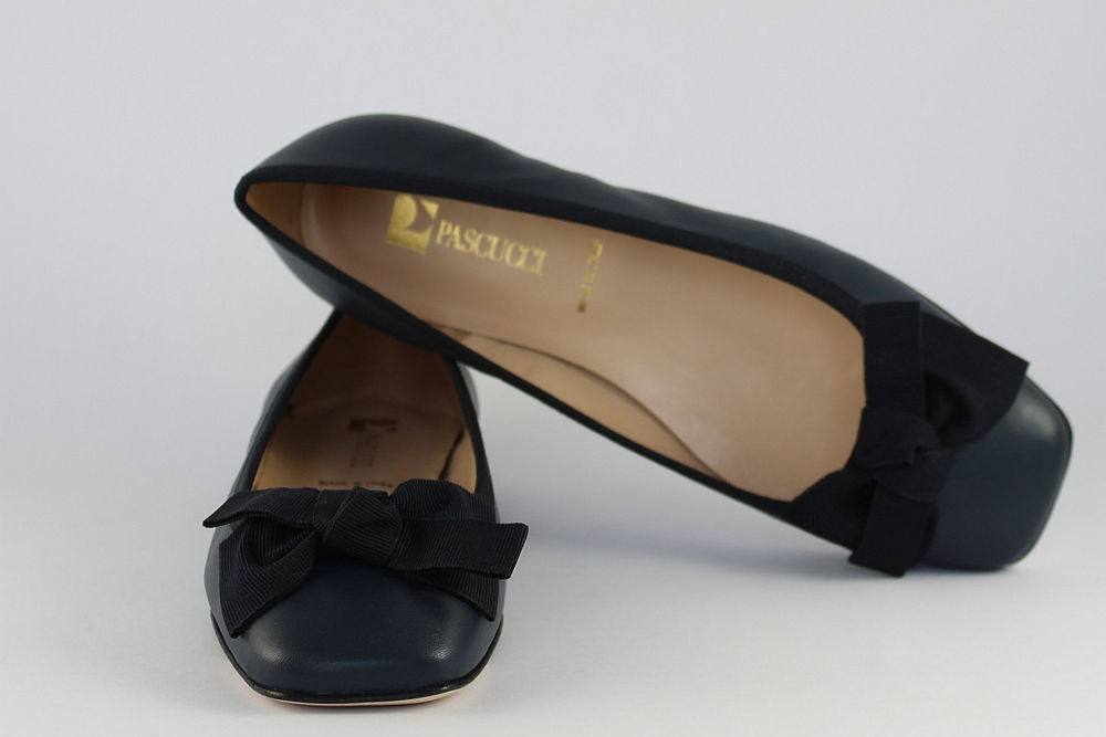 'Puglia' Navy Ballet Pump