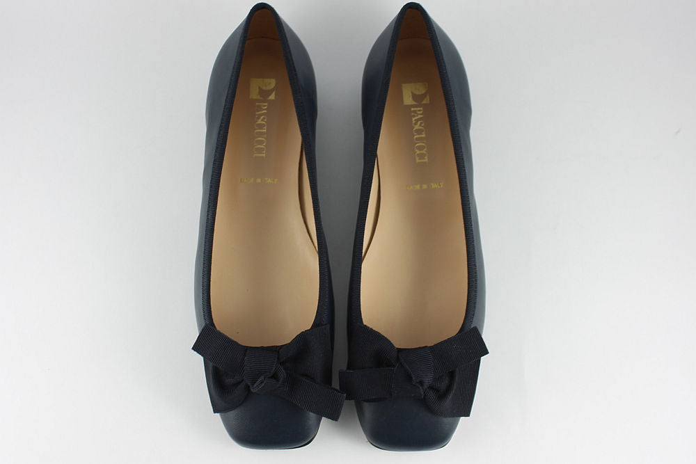 'Puglia' Navy Ballet Pump
