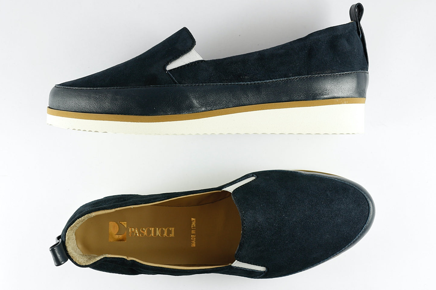 'Roma' in Prussian Blue