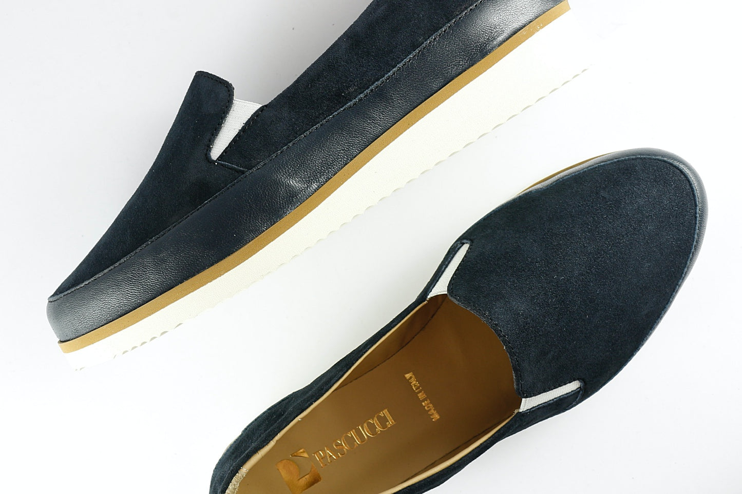 'Roma' in Prussian Blue