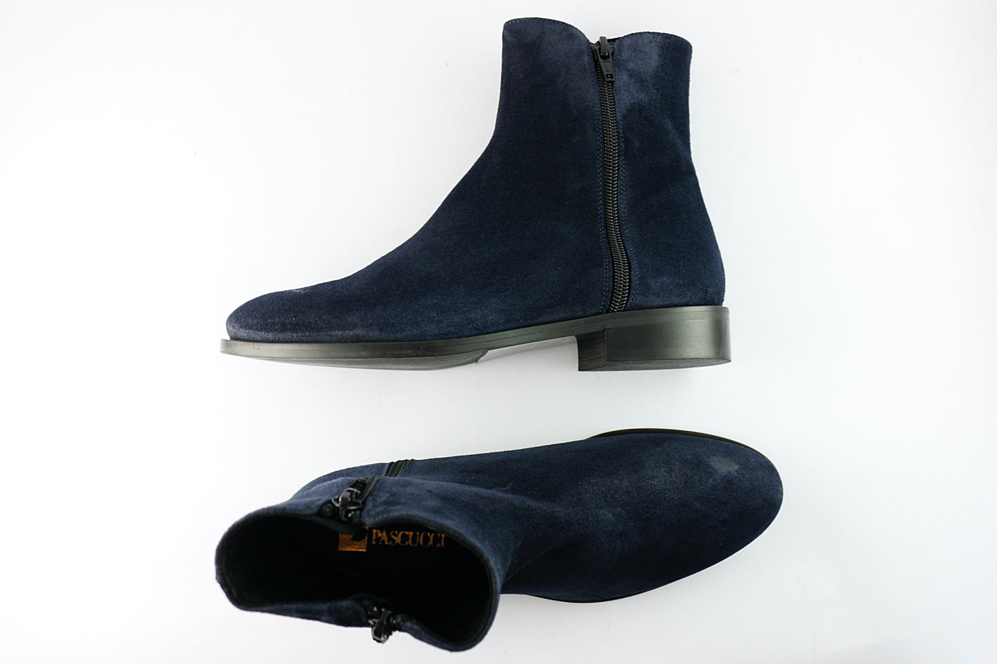 'Tuscany' in Navy Suede