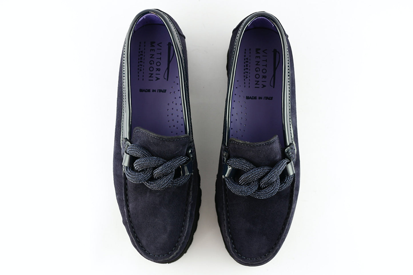 'Frederica' in Navy