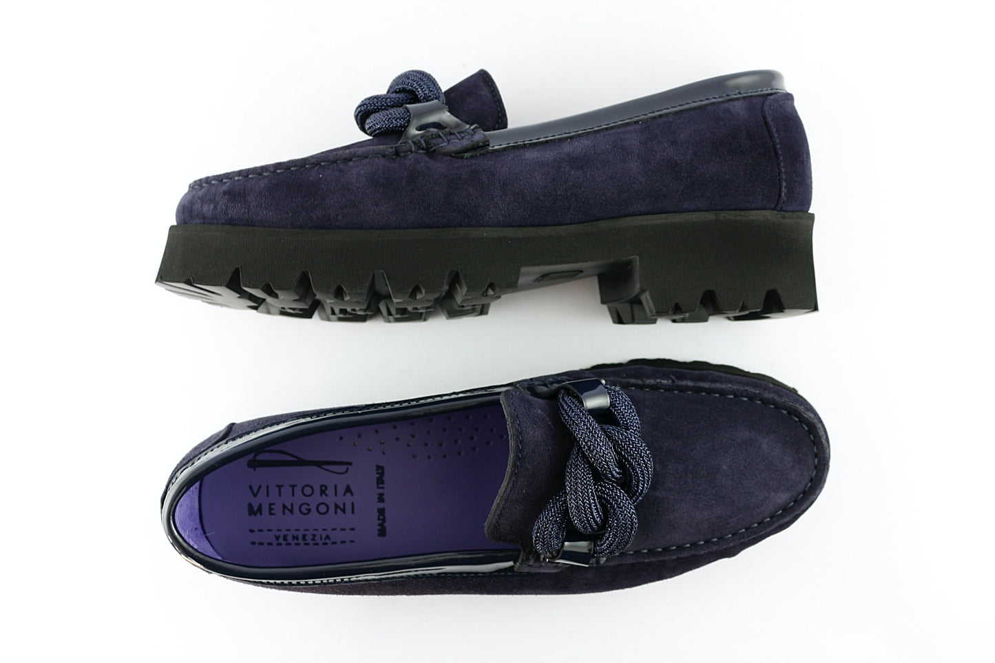 'Frederica' in Navy