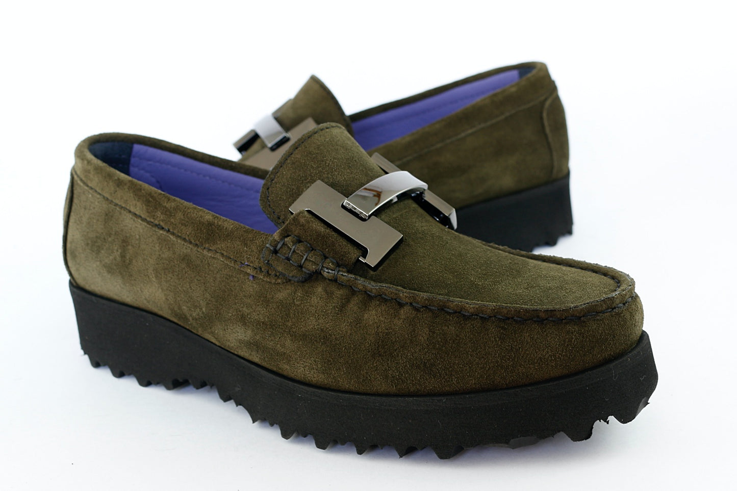 'Hannah' in Olive