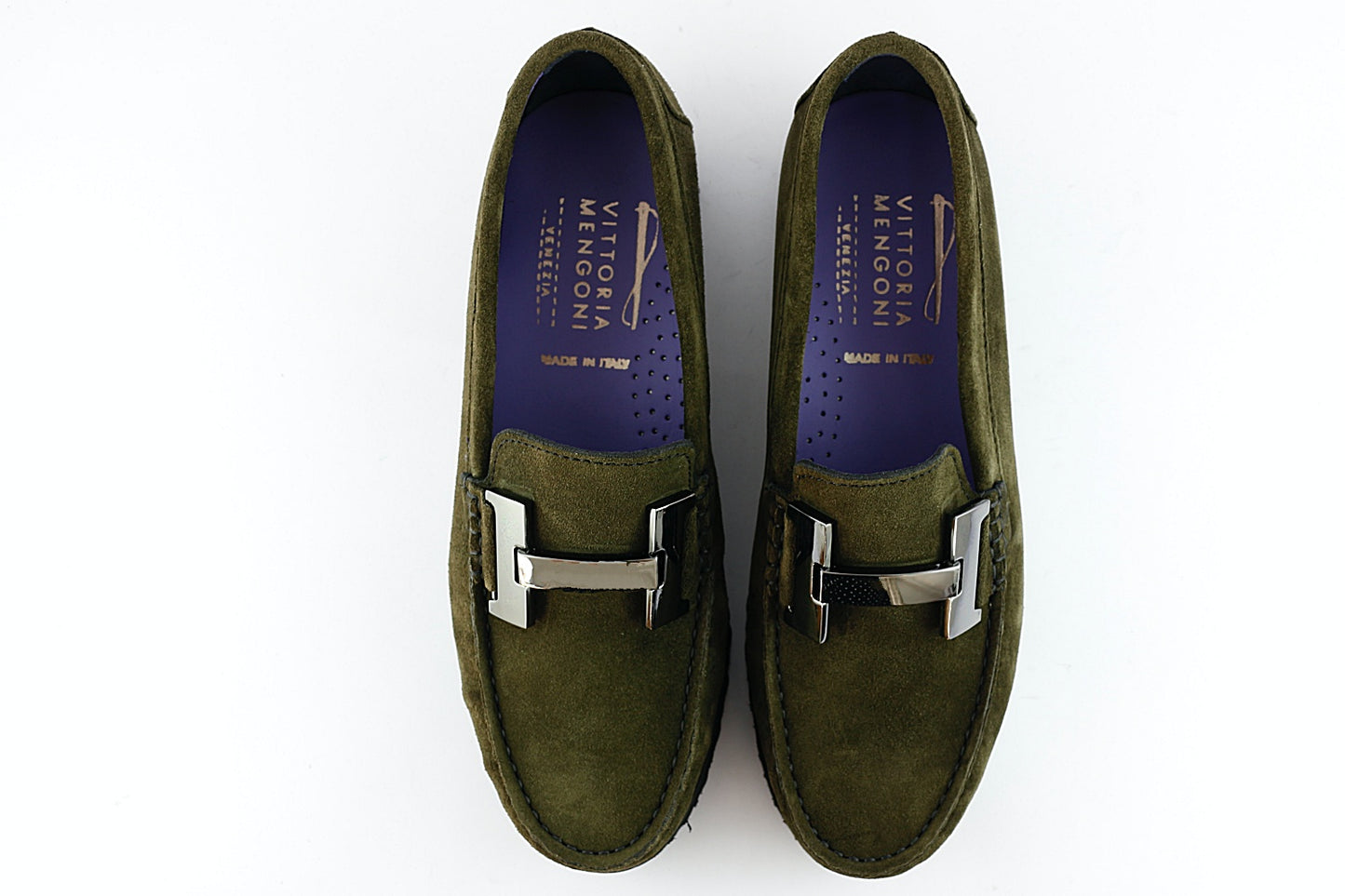 'Hannah' in Olive